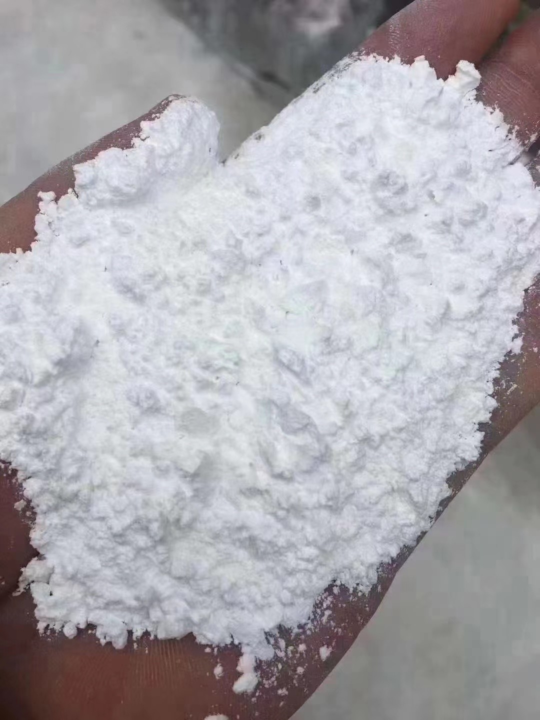鈦白粉